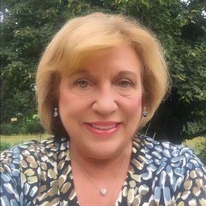 Meet your Posher, Cindy